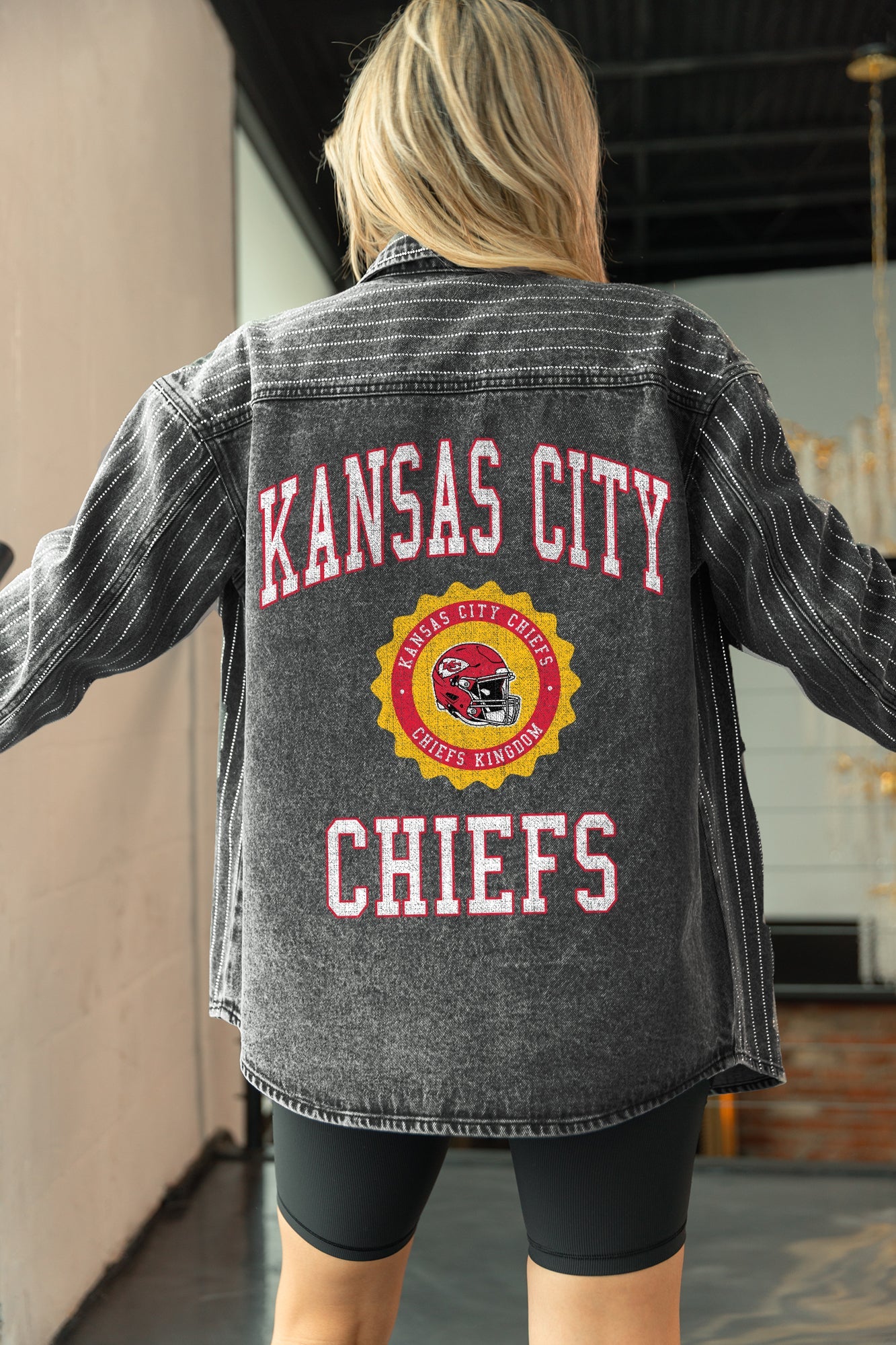 KANSAS CITY CHIEFS STYLES THE LIMIT MICRO-RHINESTONE DENIM OVERSHIRT IN BLACK