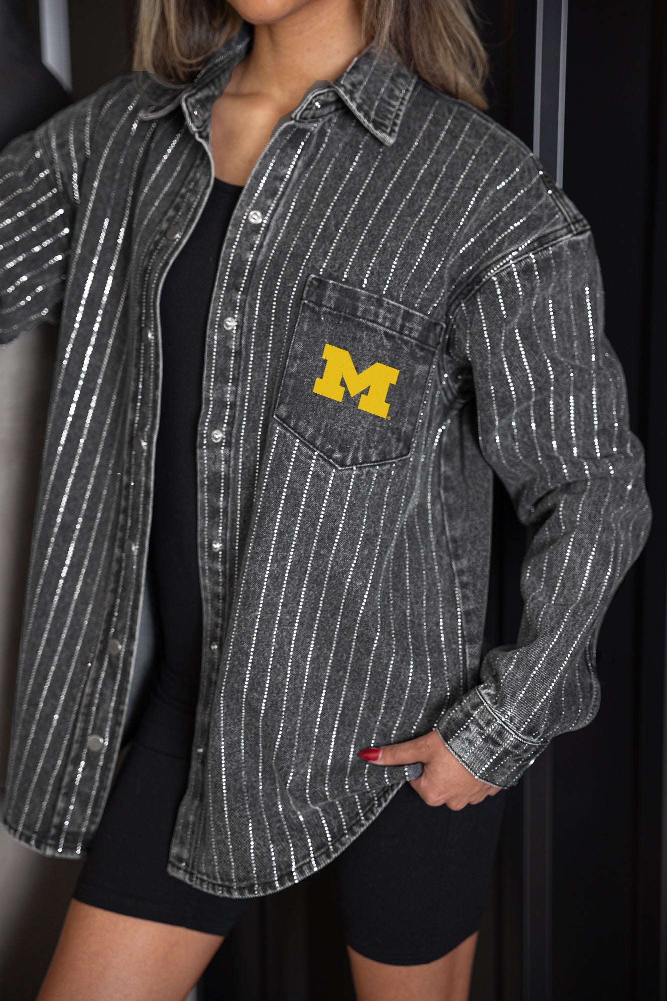 MICHIGAN WOLVERINES STYLES THE LIMIT MICRO-RHINESTONE DENIM OVERSHIRT IN BLACK