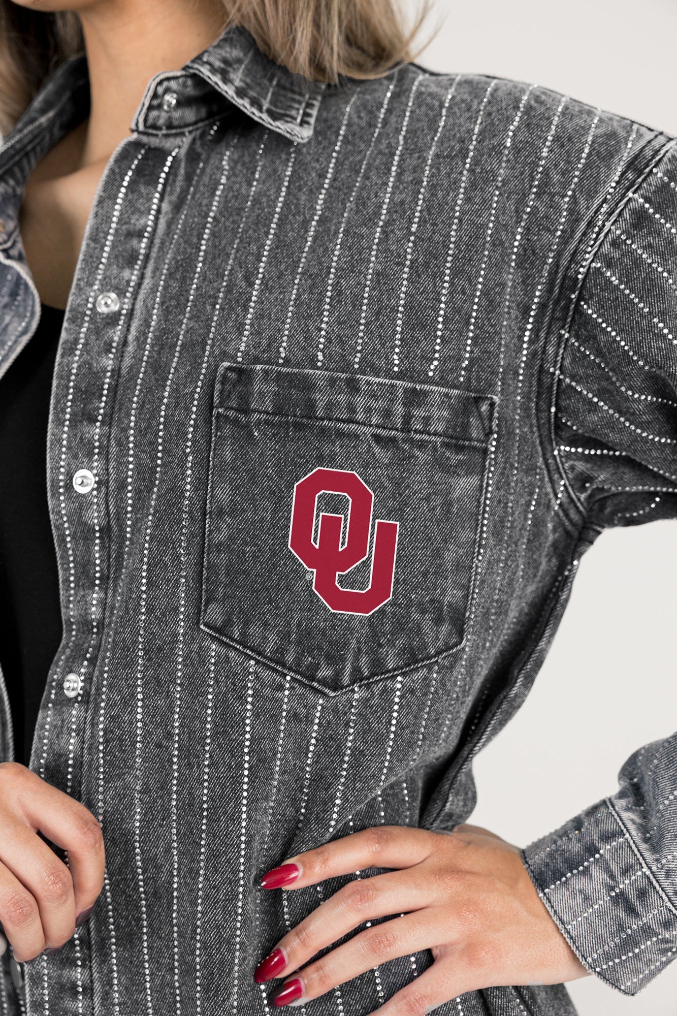 OKLAHOMA SOONERS STYLES THE LIMIT MICRO-RHINESTONE DENIM OVERSHIRT IN BLACK