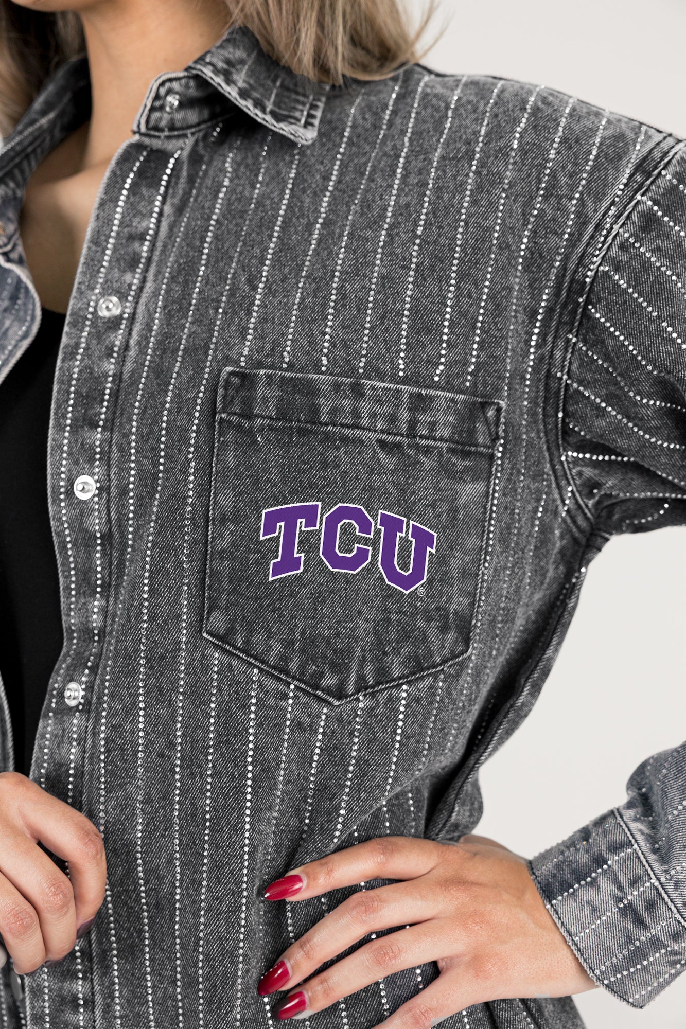 TCU HORNED FROGS STYLES THE LIMIT MICRO-RHINESTONE DENIM OVERSHIRT IN BLACK