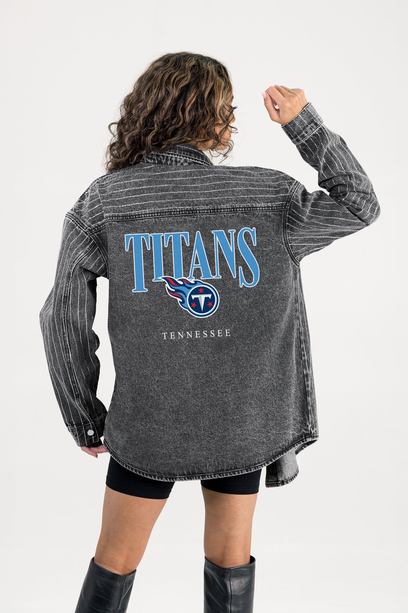 TENNESSEE TITANS END ZONE ENERGY MICRO-RHINESTONE OVERSHIRT BY RANDI MAHOMES
