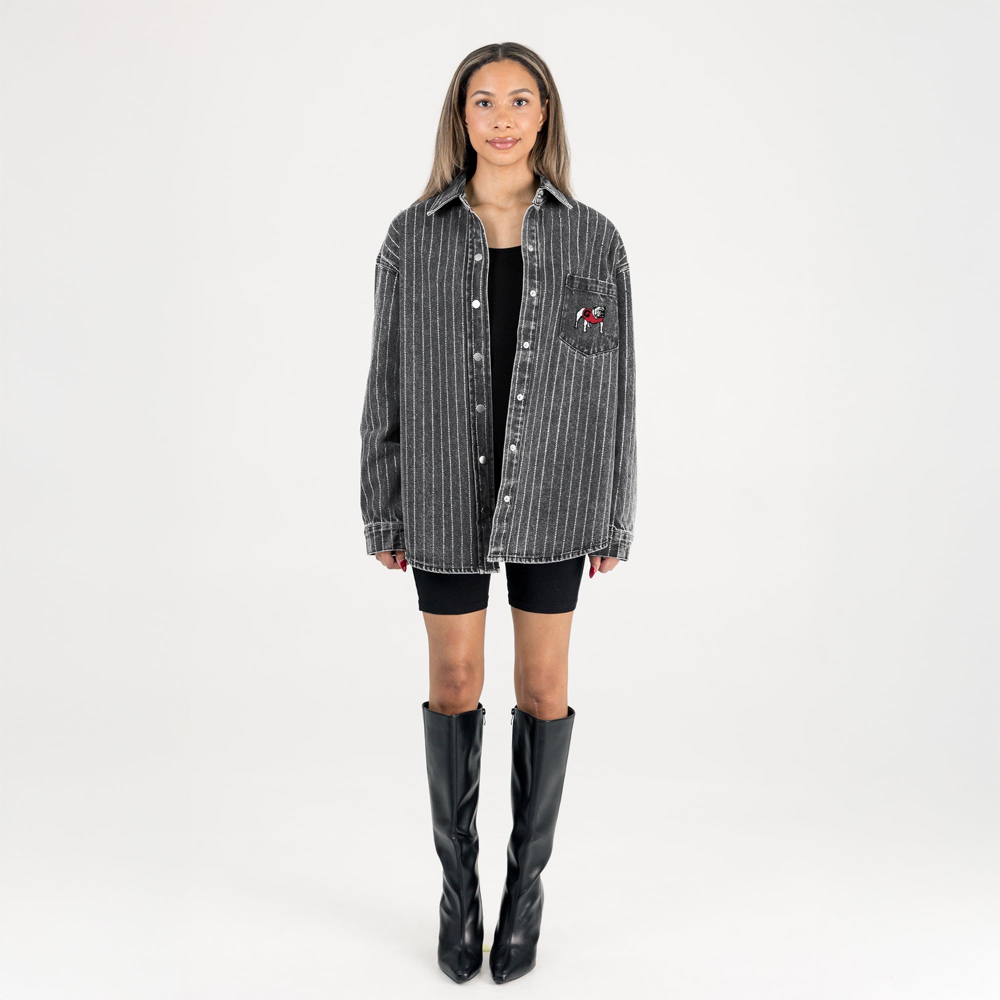 GEORGIA BULLDOGS STYLES THE LIMIT MICRO-RHINESTONE DENIM OVERSHIRT IN BLACK
