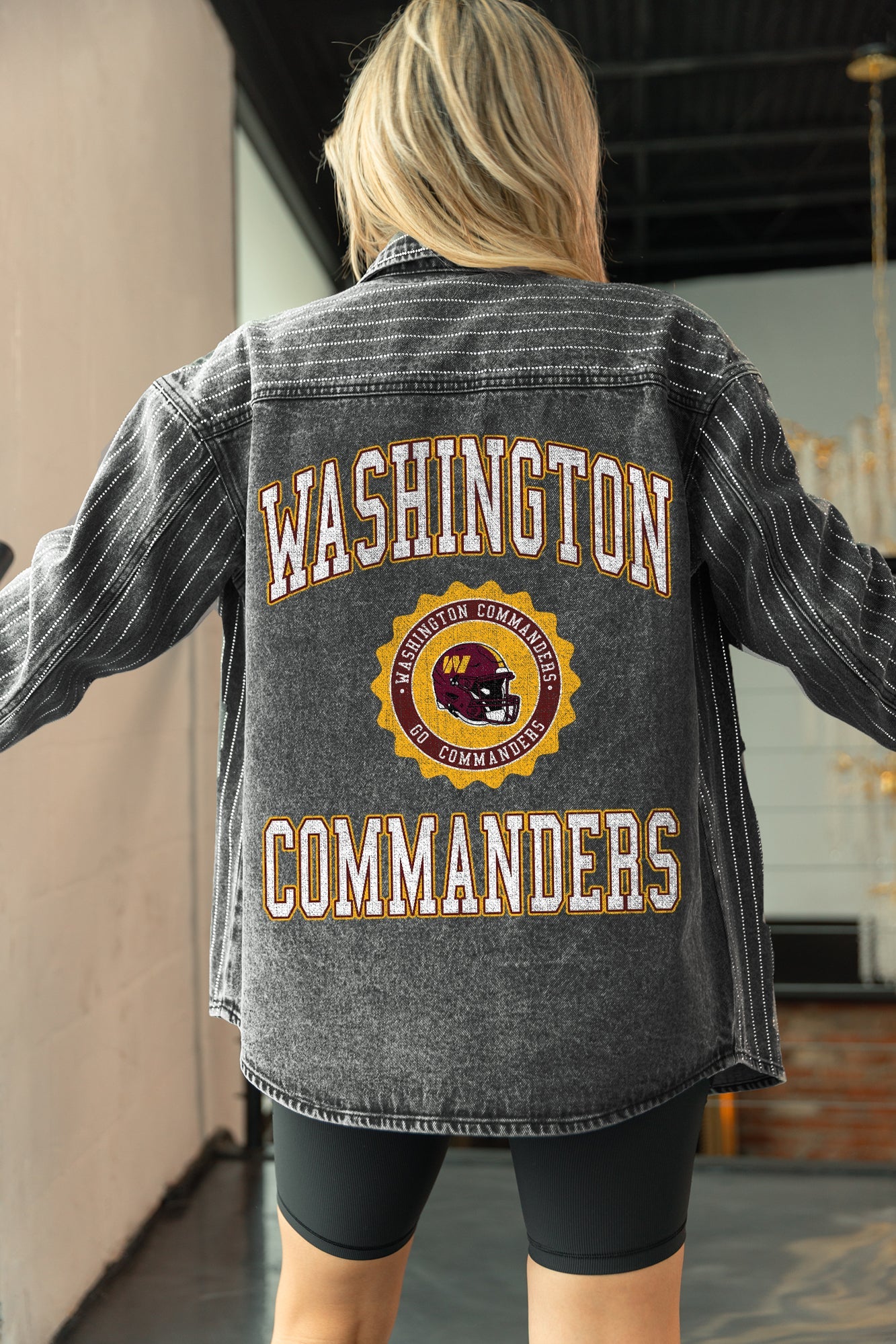 WASHINGTON COMMANDERS STYLES THE LIMIT MICRO-RHINESTONE DENIM OVERSHIRT IN BLACK