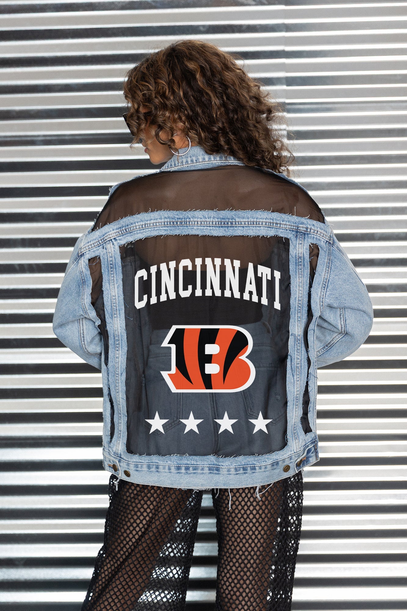 CINCINNATI BENGALS RULE BREAKER DISTRESSED MESH DENIM JACKET