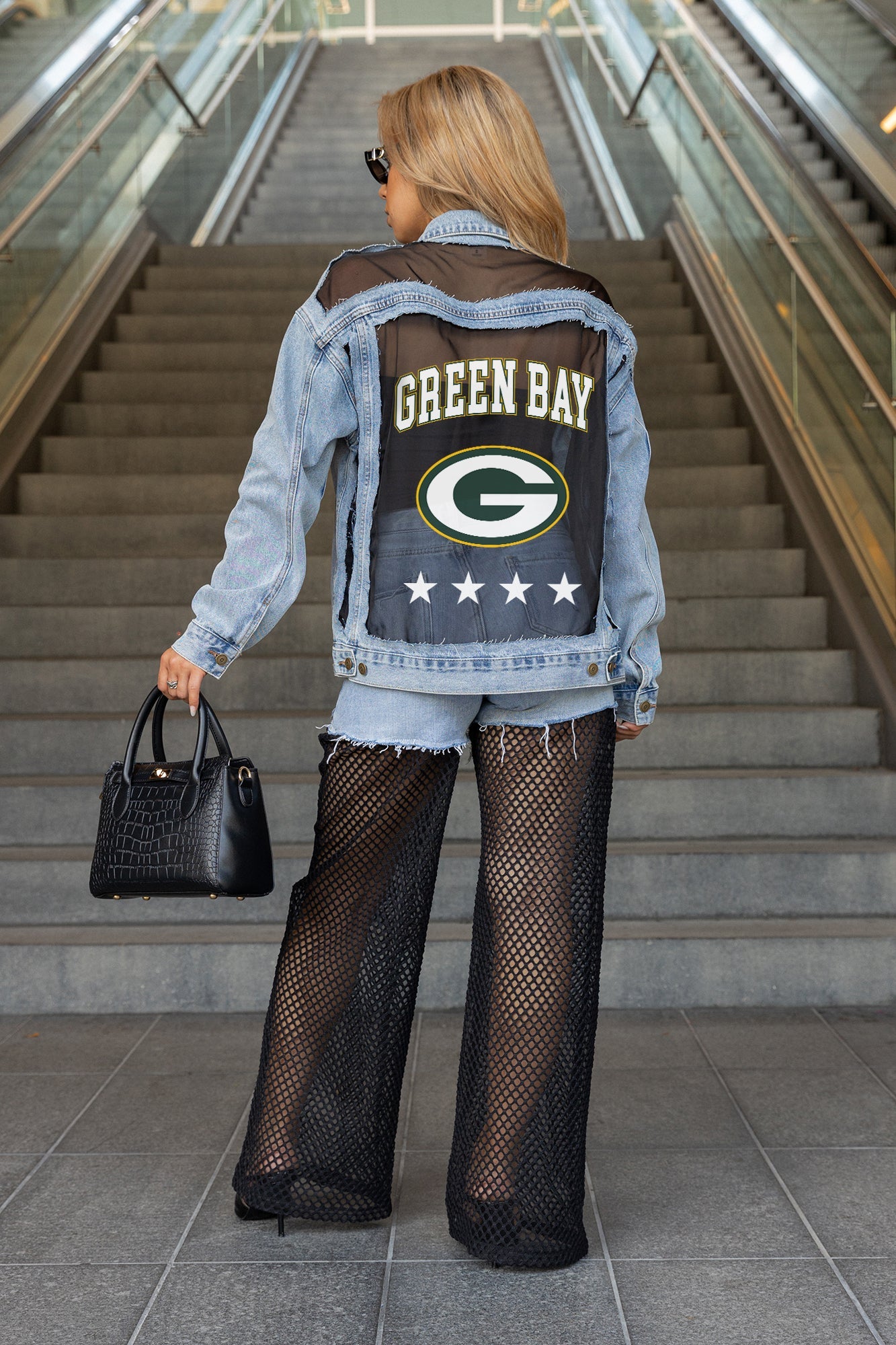GREEN BAY PACKERS RULE BREAKER DISTRESSED MESH DENIM JACKET