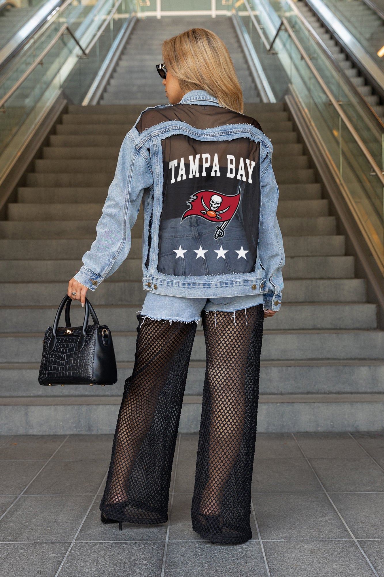 TAMPA BAY BUCCANEERS RULE BREAKER DISTRESSED MESH DENIM JACKET