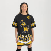 IOWA HAWKEYES PERFECT SCORE RETRO T-SHIRT DRESS