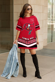 TAMPA BAY BUCCANEERS PERFECT SCORE RETRO T-SHIRT DRESS
