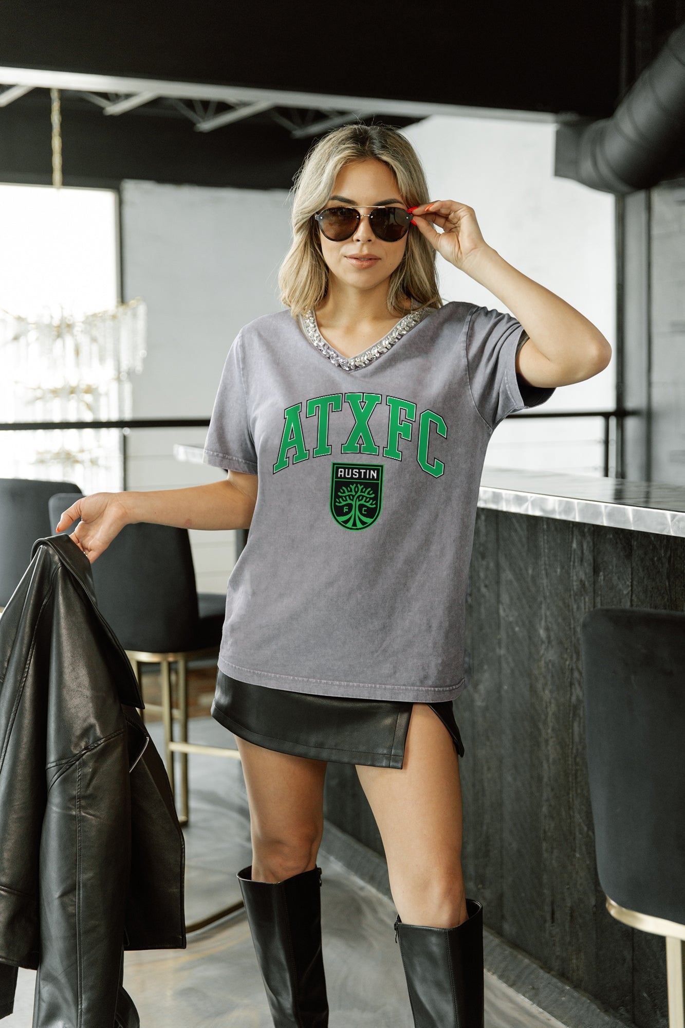 AUSTIN FC ICONIC EDGE RHINESTONE TRIM V-NECK TEE