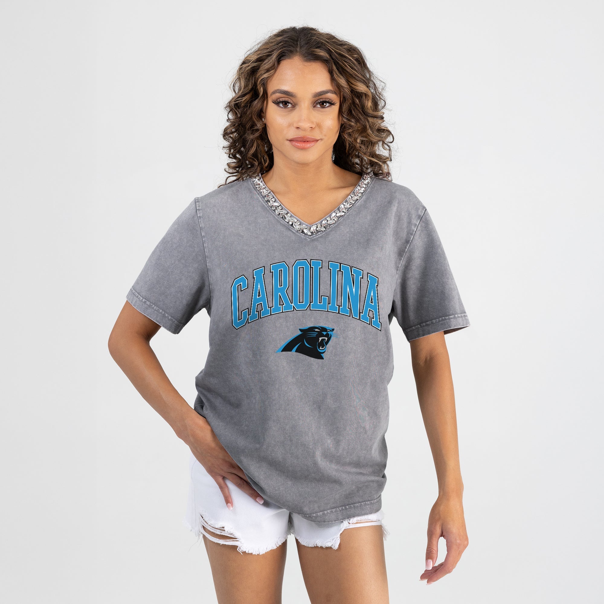 CAROLINA PANTHERS ICONIC EDGE RHINESTONE TRIM V-NECK TEE