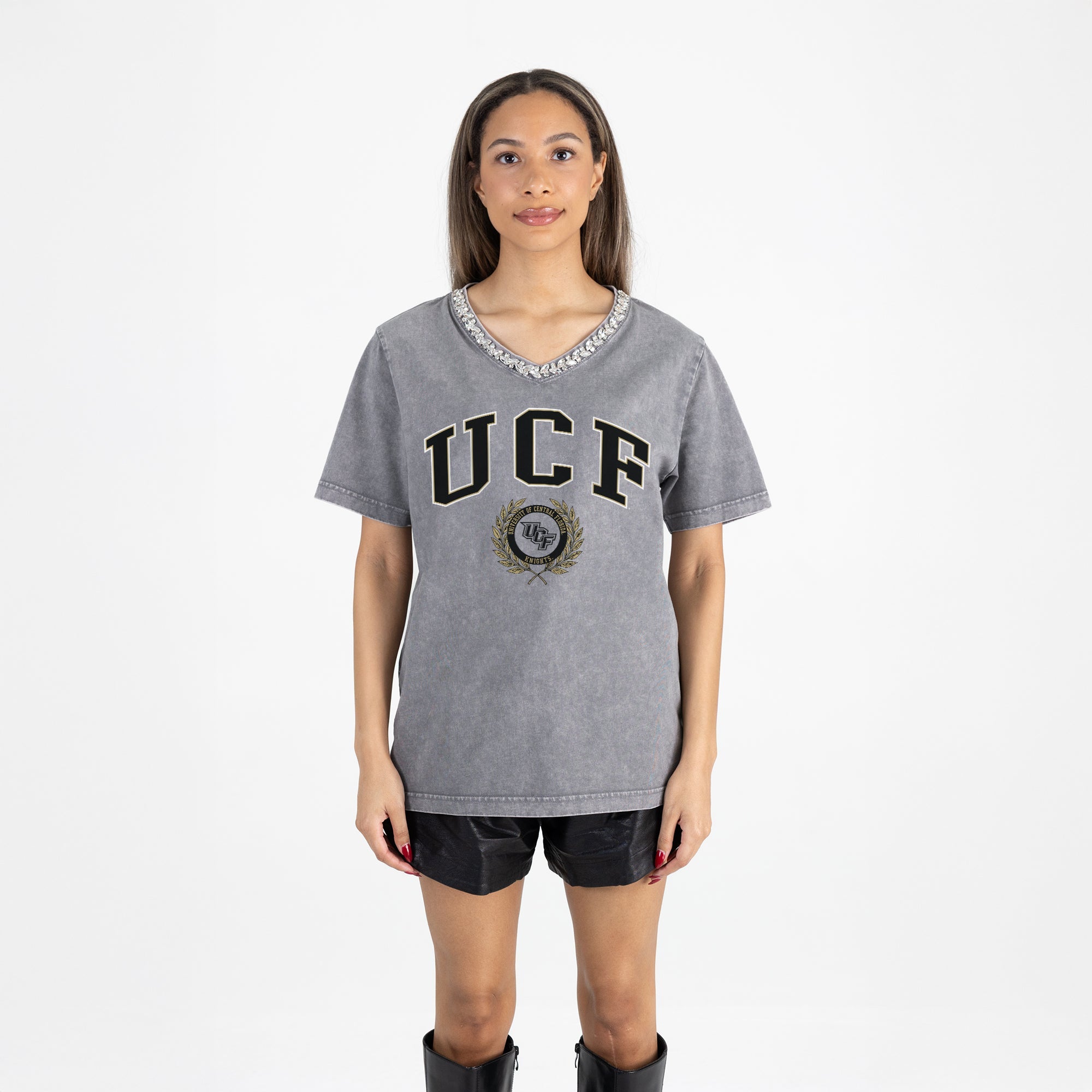 CENTRAL FLORIDA KNIGHTS ICONIC EDGE RHINESTONE TRIM V-NECK TEE