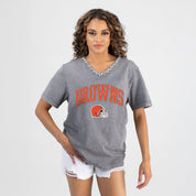CLEVELAND BROWNS ICONIC EDGE RHINESTONE TRIM V-NECK TEE