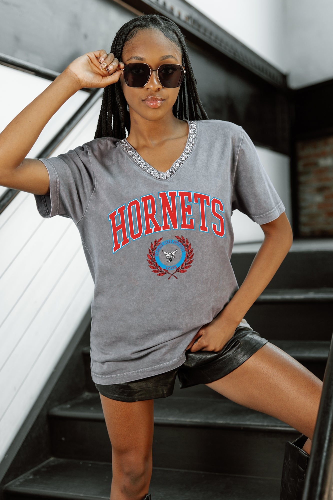 DELAWARE STATE HORNETS ICONIC EDGE RHINESTONE TRIM V-NECK TEE
