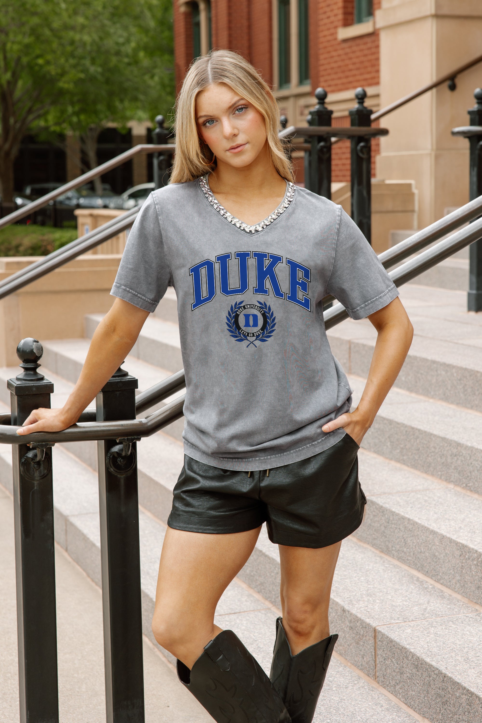 DUKE BLUE DEVILS ICONIC EDGE RHINESTONE TRIM V-NECK TEE