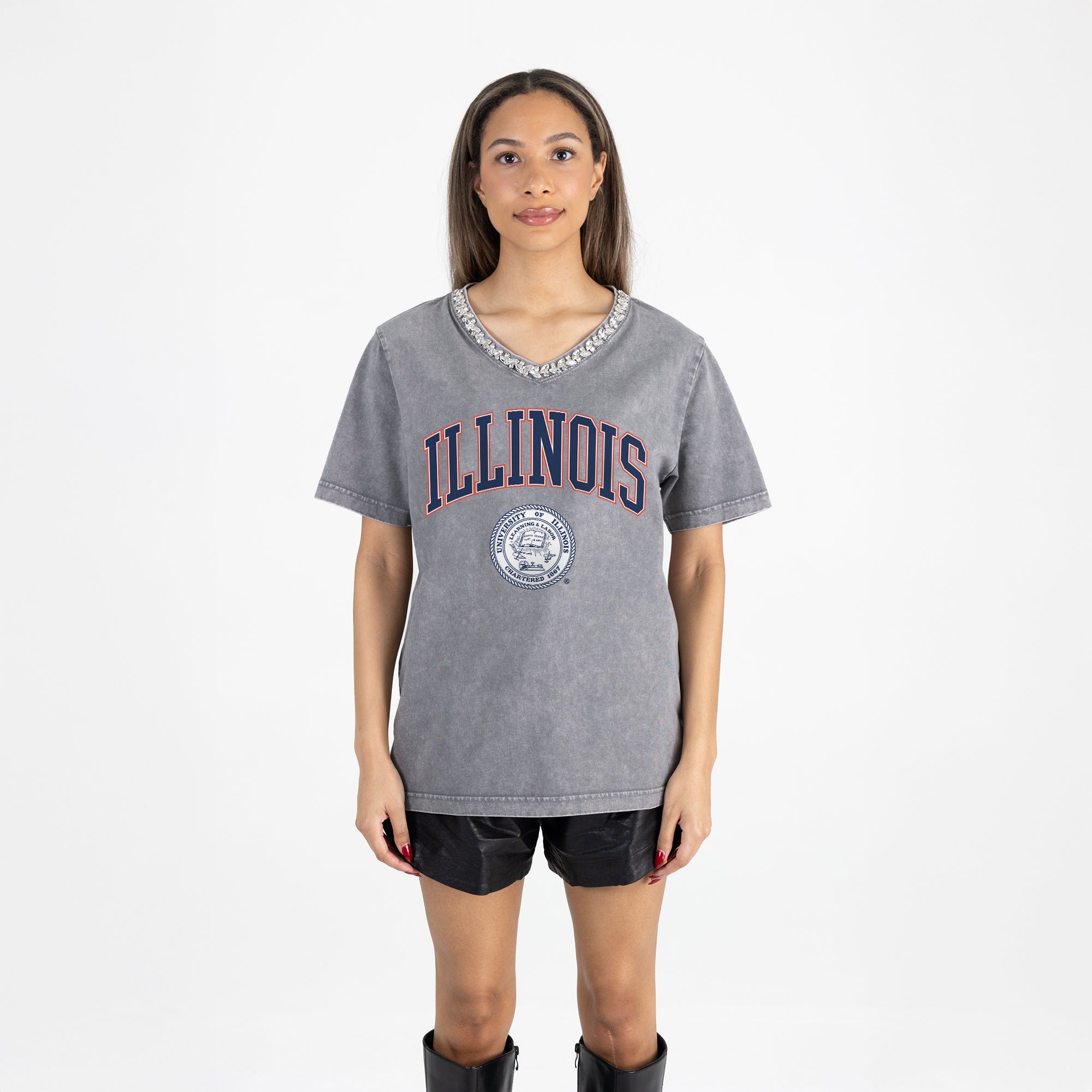 ILLINOIS FIGHTING ILLINI ICONIC EDGE RHINESTONE TRIM V-NECK TEE