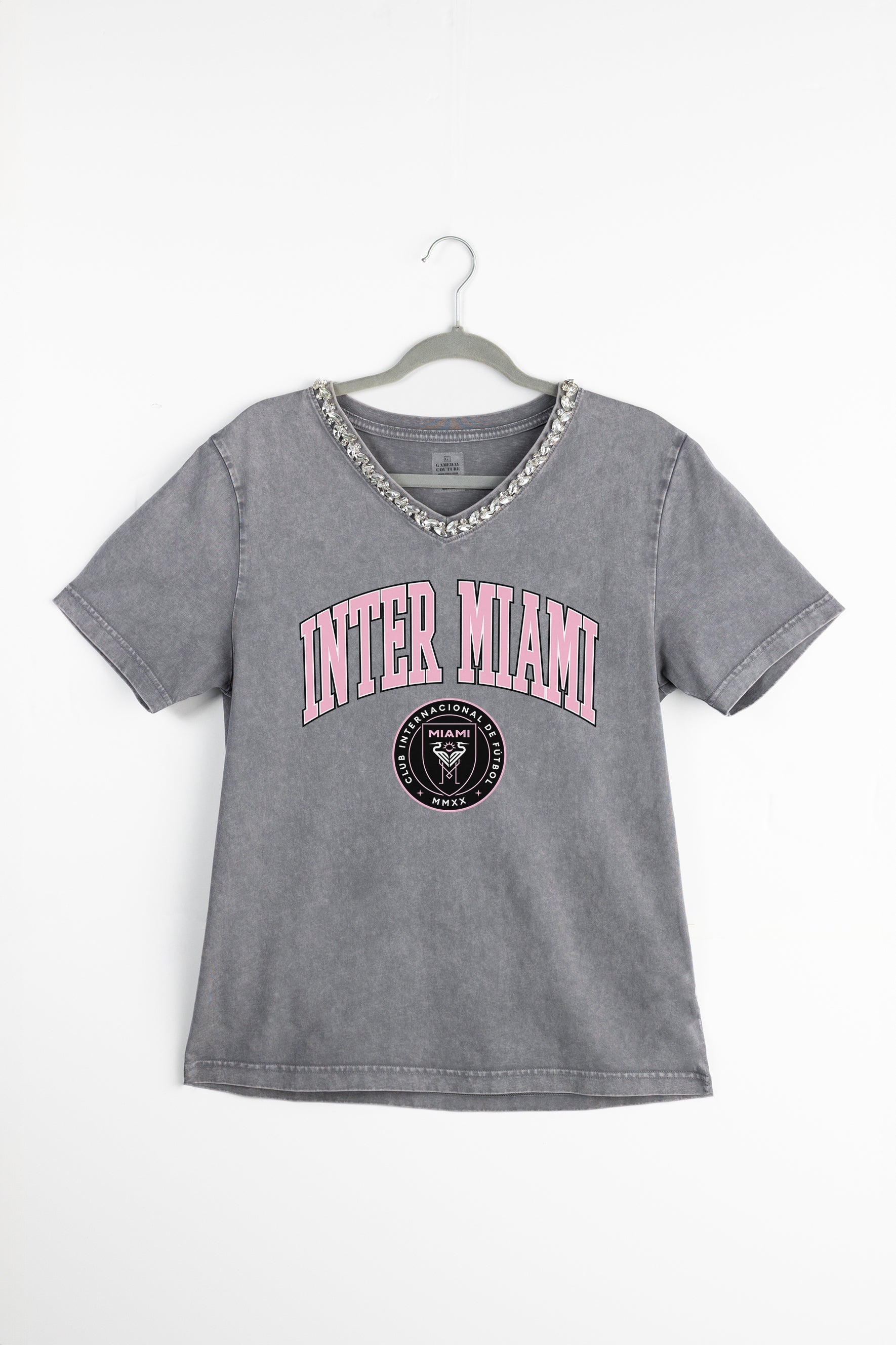 INTER MIAMI CF ICONIC EDGE RHINESTONE TRIM V-NECK TEE