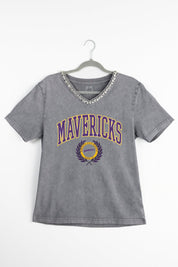 MINNESOTA STATE MANKATO MAVERICKS ICONIC EDGE RHINESTONE TRIM V-NECK TEE