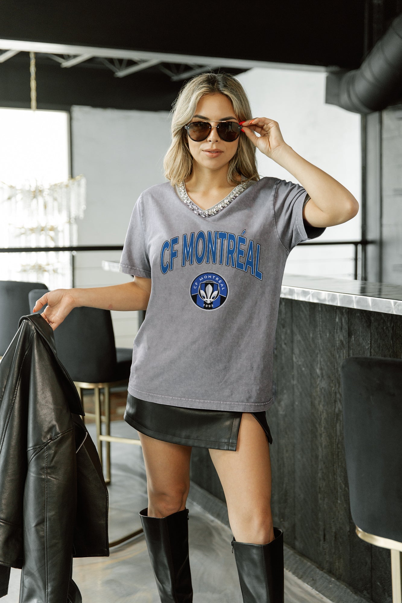 CF MONTREAL ICONIC EDGE RHINESTONE TRIM V-NECK TEE
