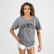NEW ORLEANS SAINTS ICONIC EDGE RHINESTONE TRIM V-NECK TEE