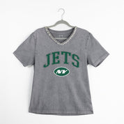 NEW YORK JETS ICONIC EDGE RHINESTONE TRIM V-NECK TEE
