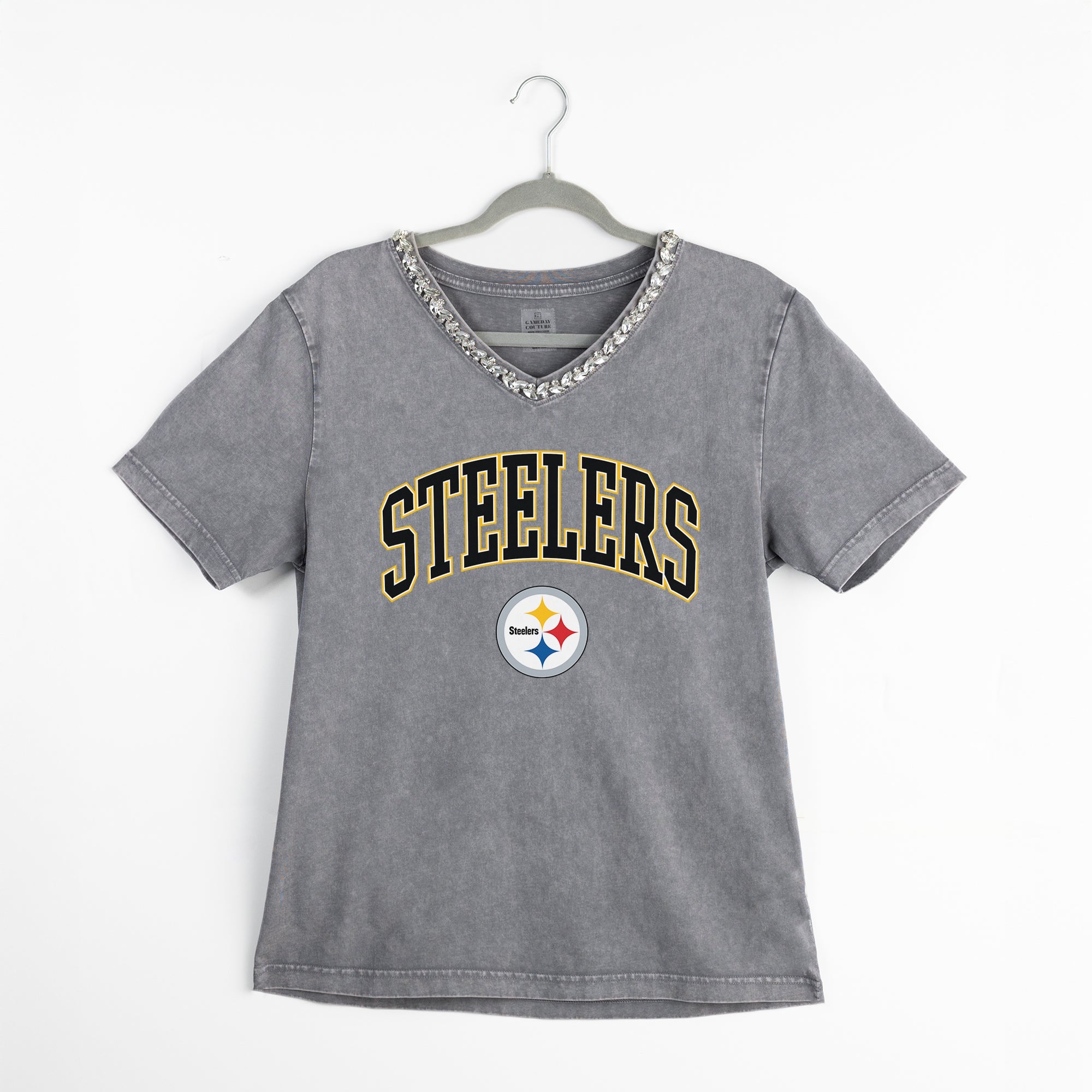 PITTSBURGH STEELERS ICONIC EDGE RHINESTONE TRIM V-NECK TEE