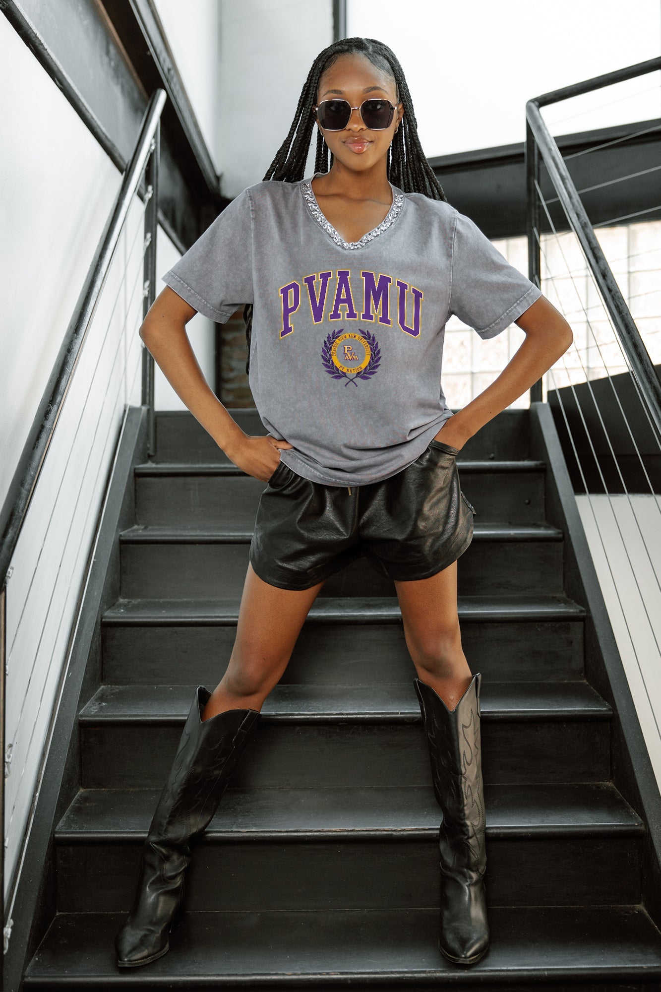 PRAIRIE VIEW A&M PANTHERS ICONIC EDGE RHINESTONE TRIM V-NECK TEE