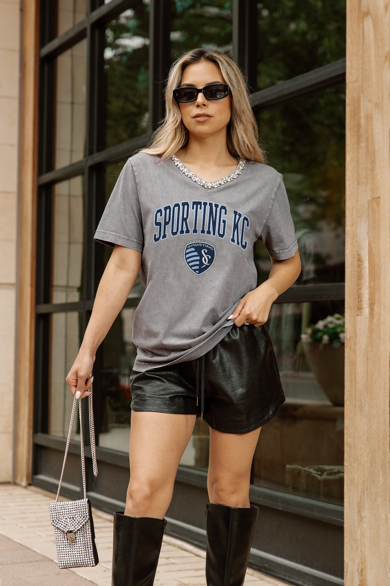 SPORTING KANSAS CITY ICONIC EDGE RHINESTONE TRIM V-NECK TEE