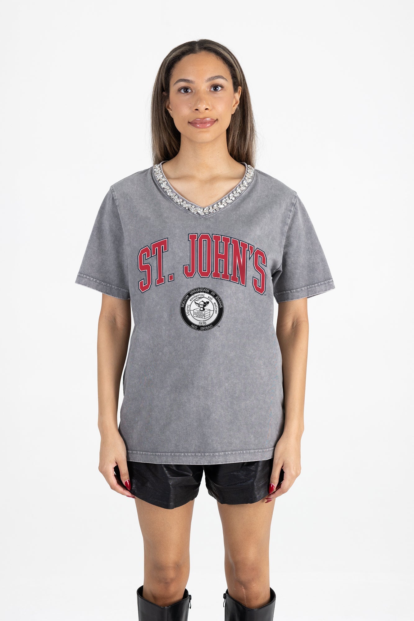 ST. JOHN'S RED STORM ICONIC EDGE RHINESTONE TRIM V-NECK TEE