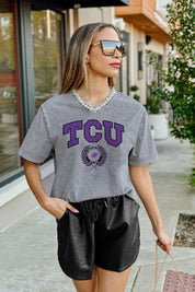 TCU HORNED FROGS ICONIC EDGE RHINESTONE TRIM V-NECK TEE