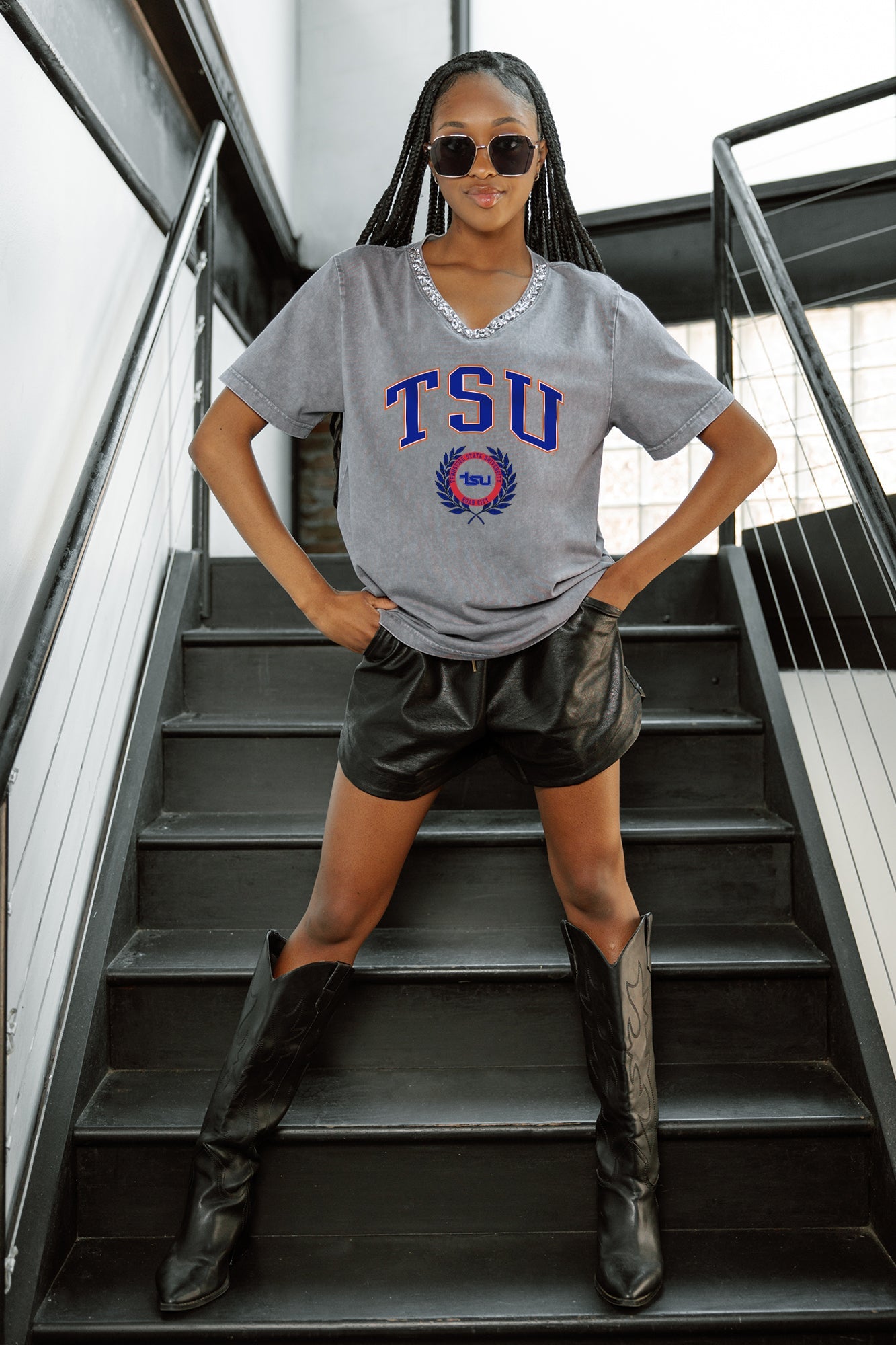 TENNESSEE STATE TIGERS ICONIC EDGE RHINESTONE TRIM V-NECK TEE