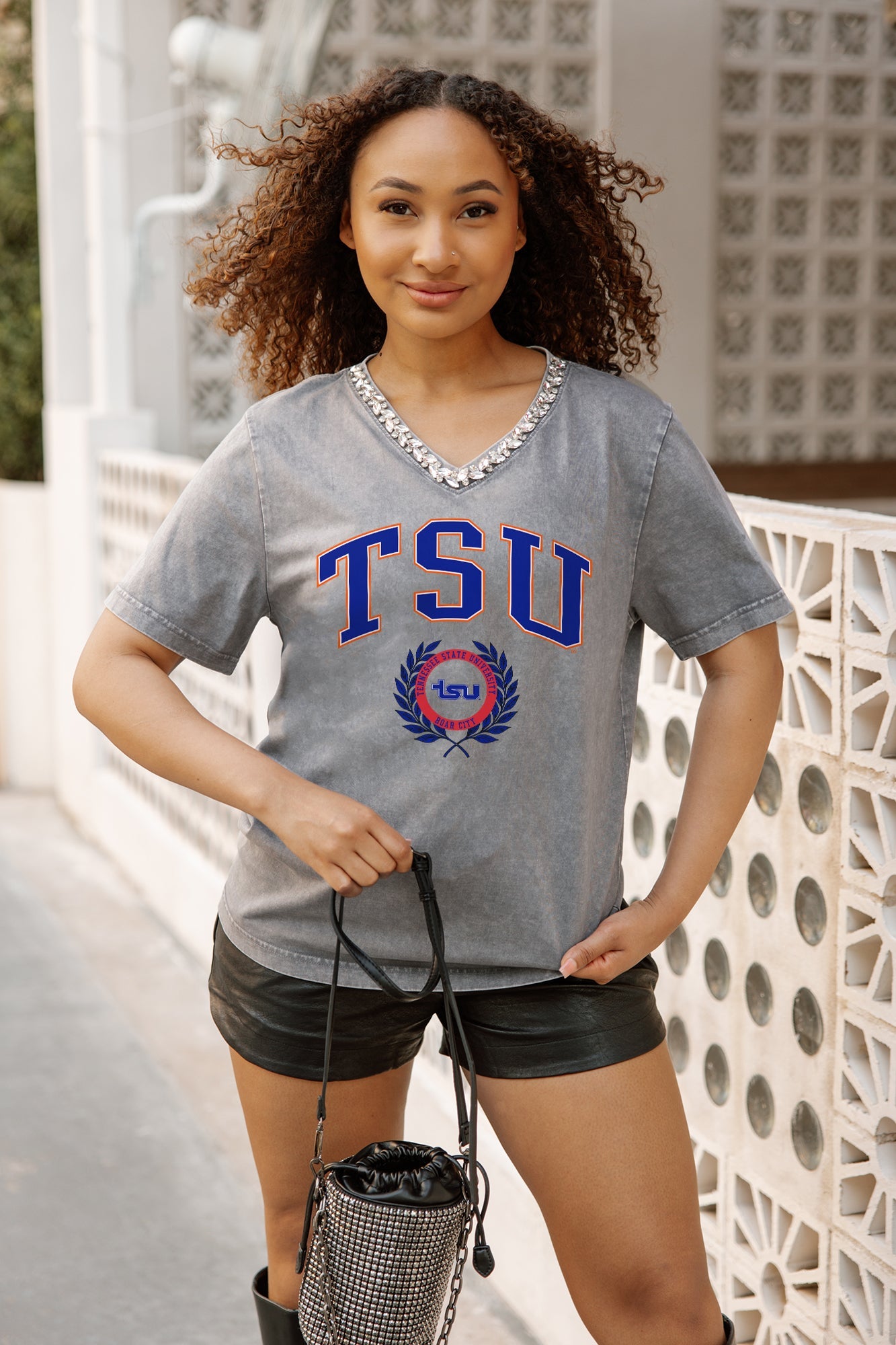 TENNESSEE STATE TIGERS ICONIC EDGE RHINESTONE TRIM V-NECK TEE