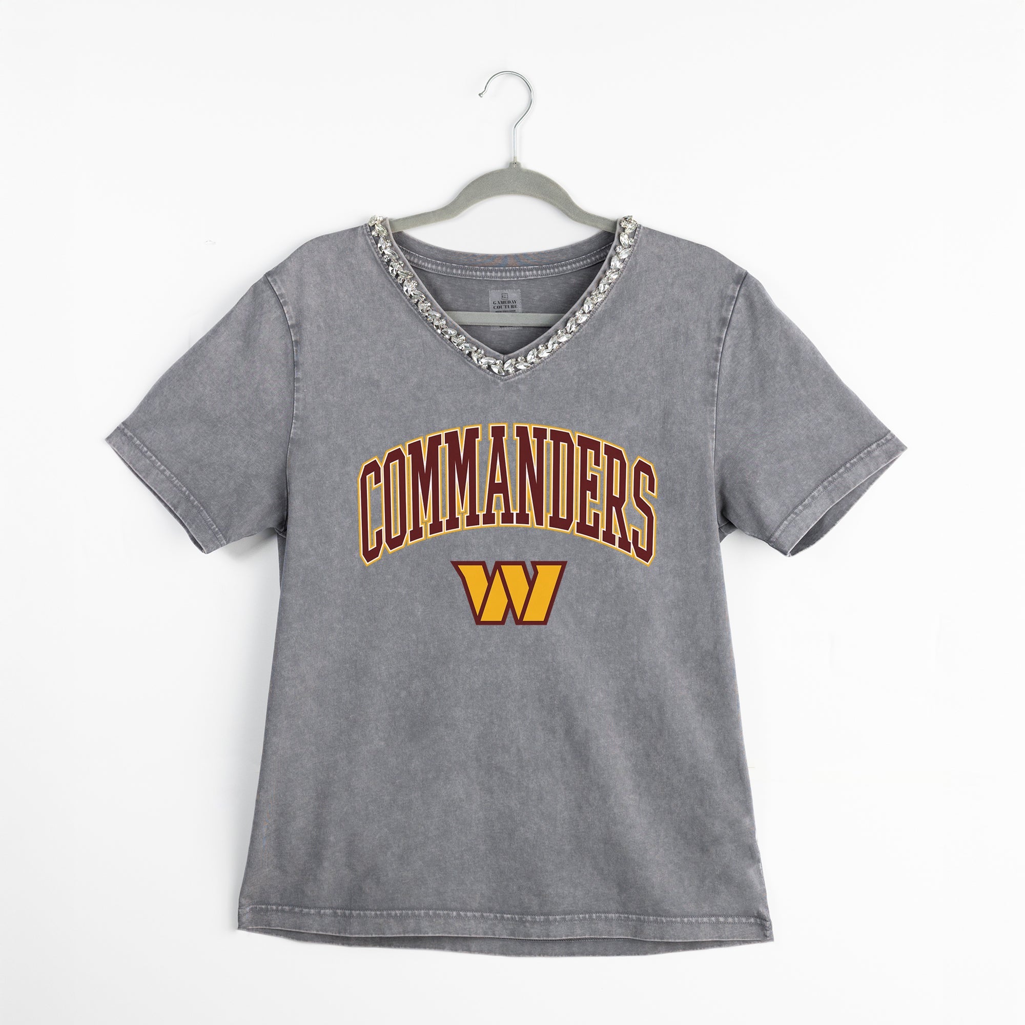 WASHINGTON COMMANDERS ICONIC EDGE RHINESTONE TRIM V-NECK TEE