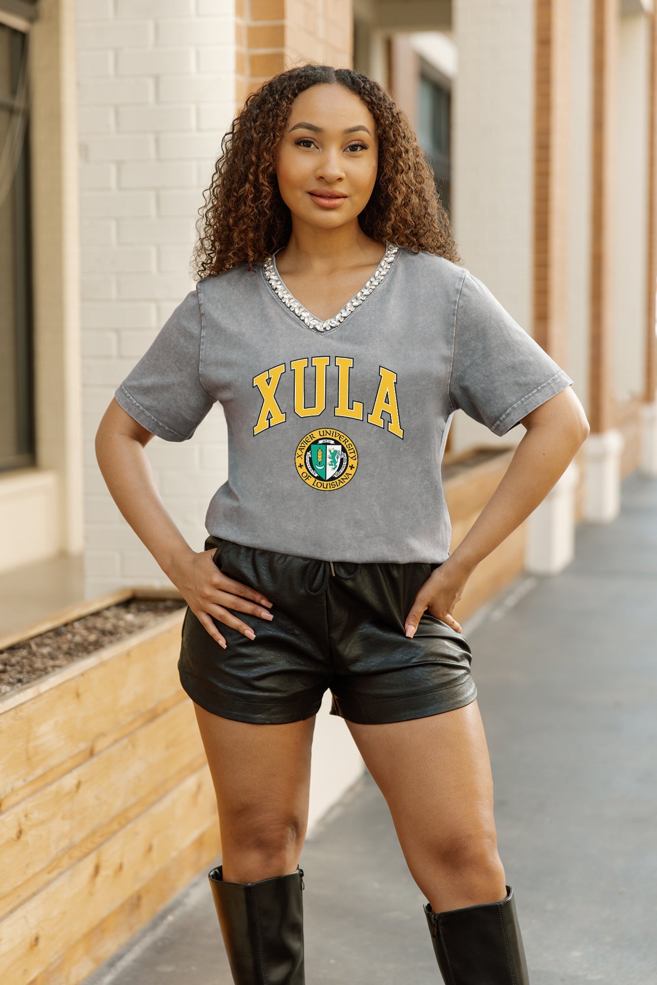 XAVIER UNIVERSITY OF LOUISIANA GOLD ICONIC EDGE RHINESTONE TRIM V-NECK TEE