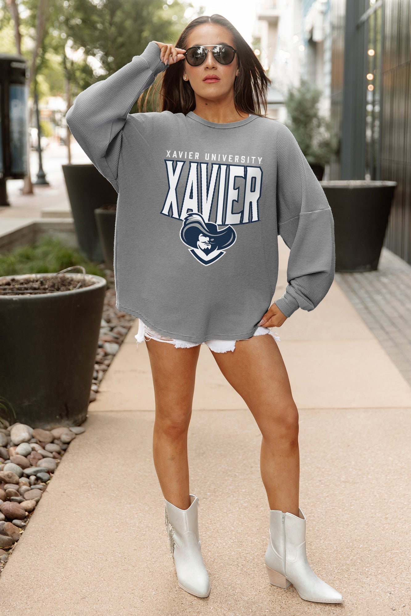 XAVIER MUSKETEERS PURE MOTION VINTAGE WASH CORDED PULLOVER