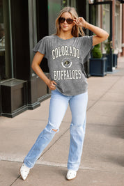 COLORADO BUFFALOES VICTORY MODE FLUTTER SLEEVE TEE IN GREY