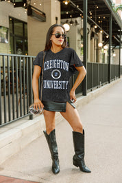 CREIGHTON BLUEJAYS VICTORY MODE FLUTTER SLEEVE TEE IN BLACK