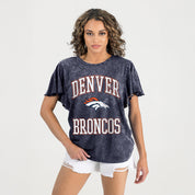 DENVER BRONCOS VICTORY MODE FLUTTER SLEEVE TEE IN NAVY