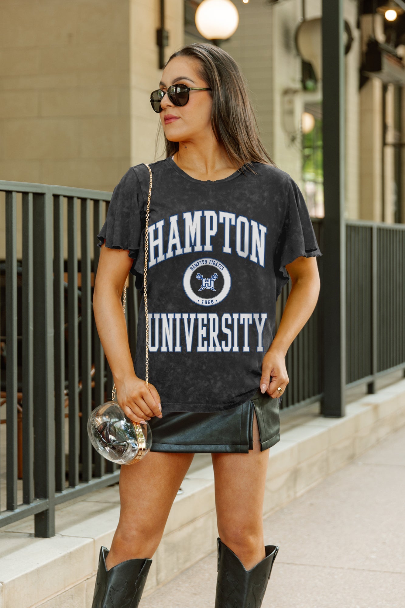 HAMPTON PIRATES VICTORY MODE FLUTTER SLEEVE TEE IN BLACK