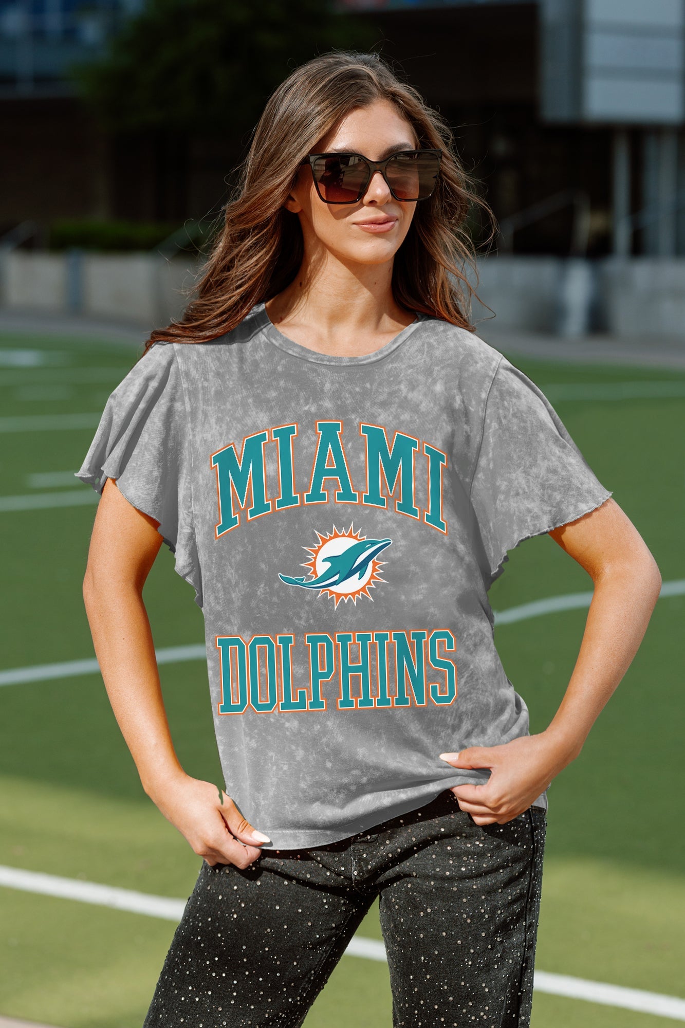 MIAMI DOLPHINS VICTORY MODE FLUTTER SLEEVE TEE IN GREY