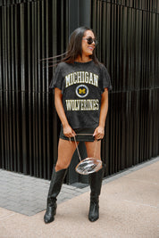 MICHIGAN WOLVERINES VICTORY MODE FLUTTER SLEEVE TEE IN BLACK