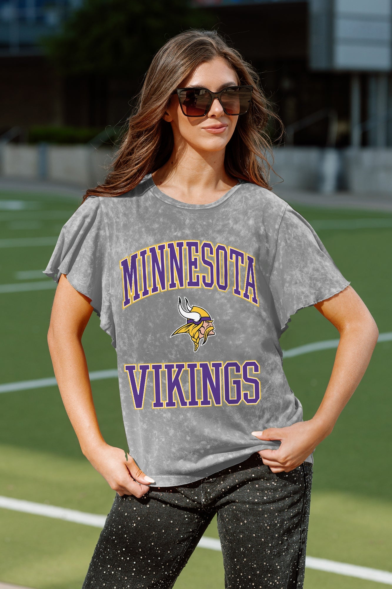 MINNESOTA VIKINGS VICTORY MODE FLUTTER SLEEVE TEE IN GREY