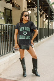 NORTH DAKOTA FIGHTING HAWKS VICTORY MODE FLUTTER SLEEVE TEE IN BLACK