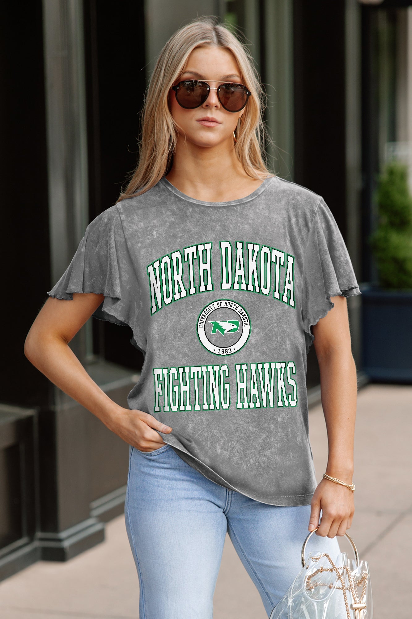 NORTH DAKOTA FIGHTING HAWKS VICTORY MODE FLUTTER SLEEVE TEE IN GREY