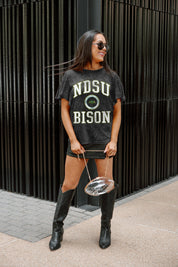 NORTH DAKOTA STATE BISON VICTORY MODE FLUTTER SLEEVE TEE IN BLACK