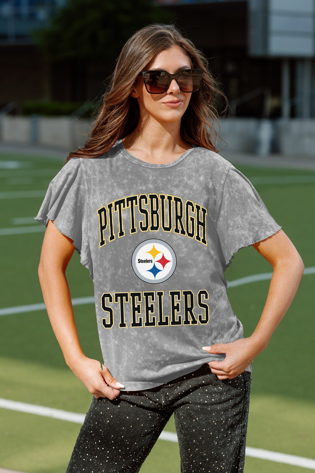 PITTSBURGH STEELERS VICTORY MODE FLUTTER SLEEVE TEE IN GREY