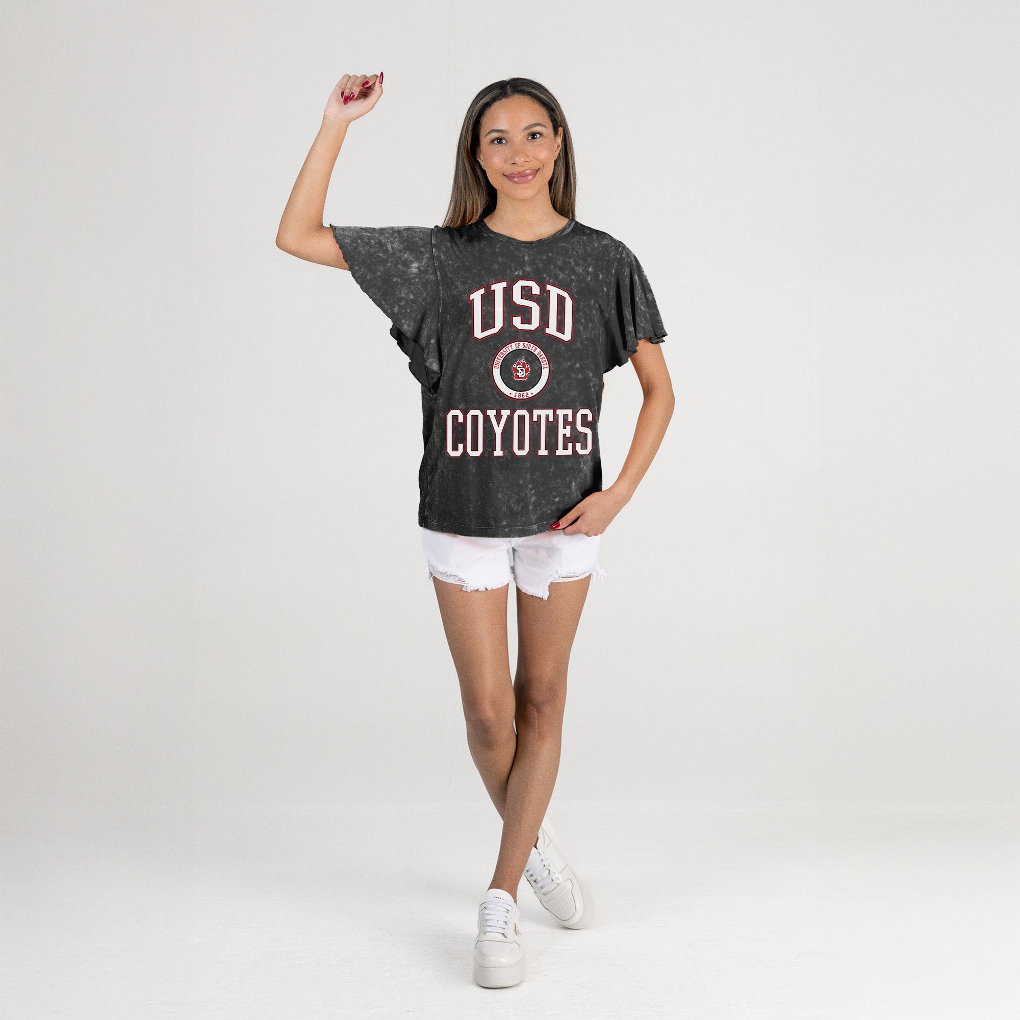SOUTH DAKOTA COYOTES VICTORY MODE FLUTTER SLEEVE TEE IN BLACK
