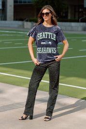SEATTLE SEAHAWKS VICTORY MODE FLUTTER SLEEVE TEE IN NAVY