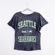SEATTLE SEAHAWKS VICTORY MODE FLUTTER SLEEVE TEE IN NAVY
