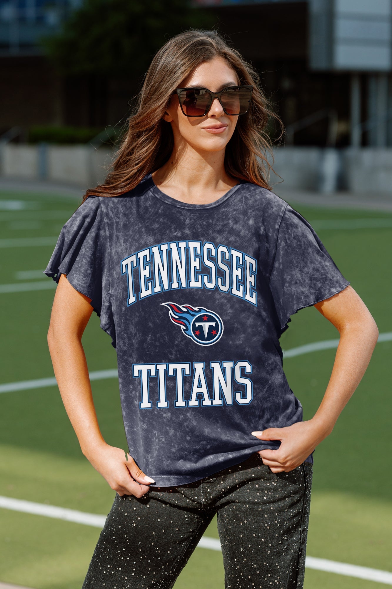 TENNESSEE TITANS VICTORY MODE FLUTTER SLEEVE TEE IN NAVY