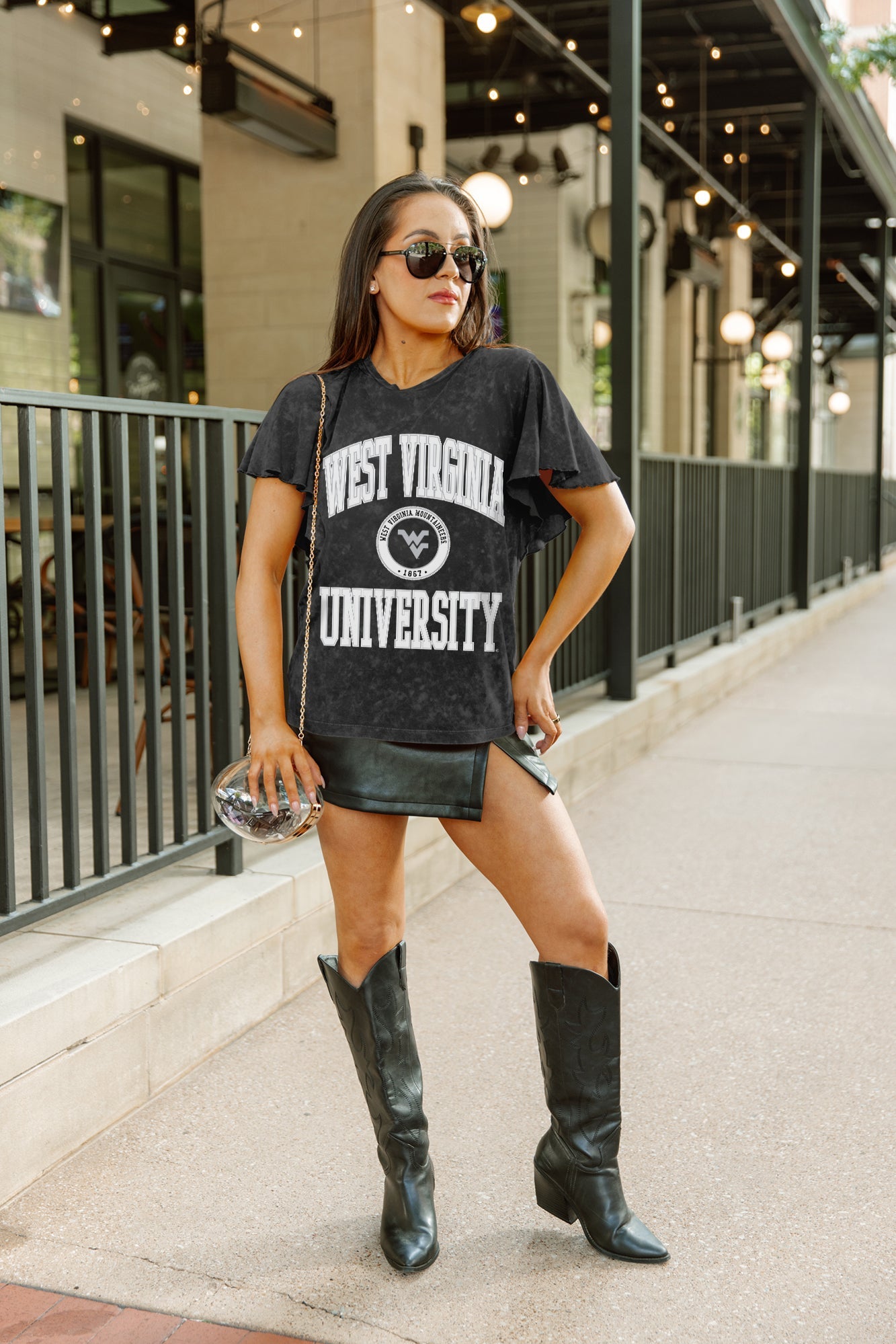 WEST VIRGINIA MOUNTAINEERS VICTORY MODE FLUTTER SLEEVE TEE IN BLACK